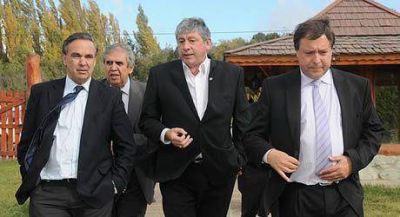 Cort�s: Weretilneck va a tener que buscar su propio destino