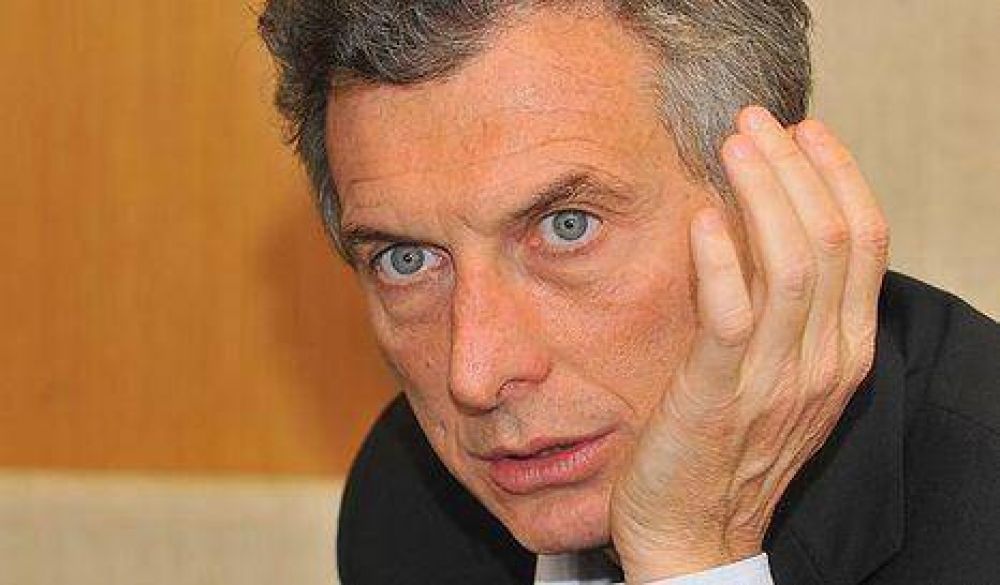 Macri neg� un "golpe institucional" al gobierno