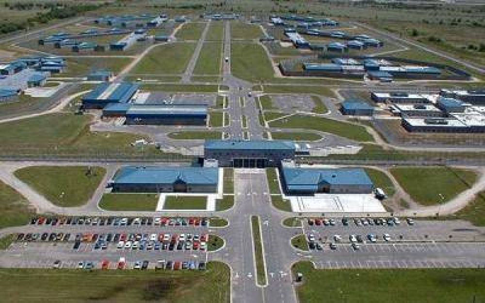 Se fugaron 13 presos del Penal de Ezeiza