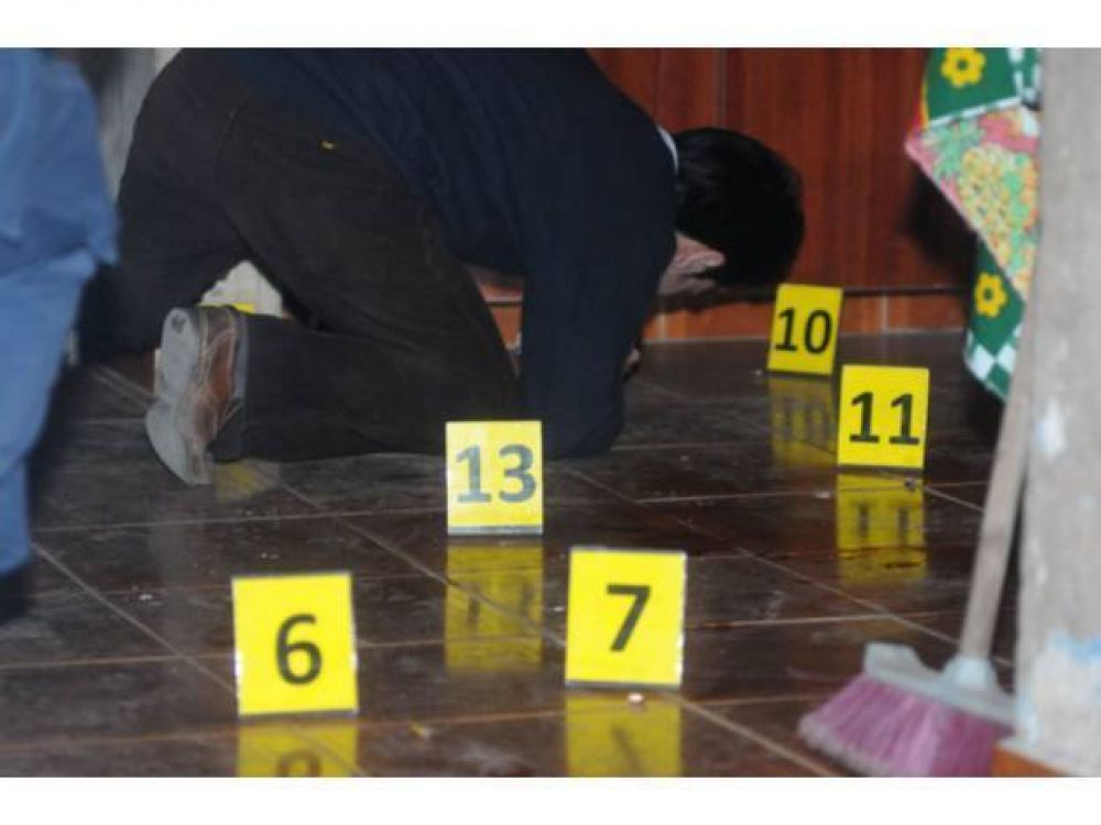 Asesinaron a una mujer con una lluvia de balas en el barrio El Abasto de Santa Fe