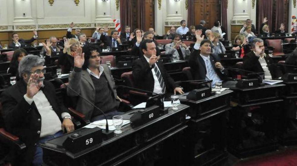 El PJ tambi�n quiere primarias para elegir gobernador en 2015