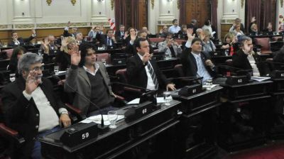 El PJ tambi�n quiere primarias para elegir gobernador en 2015