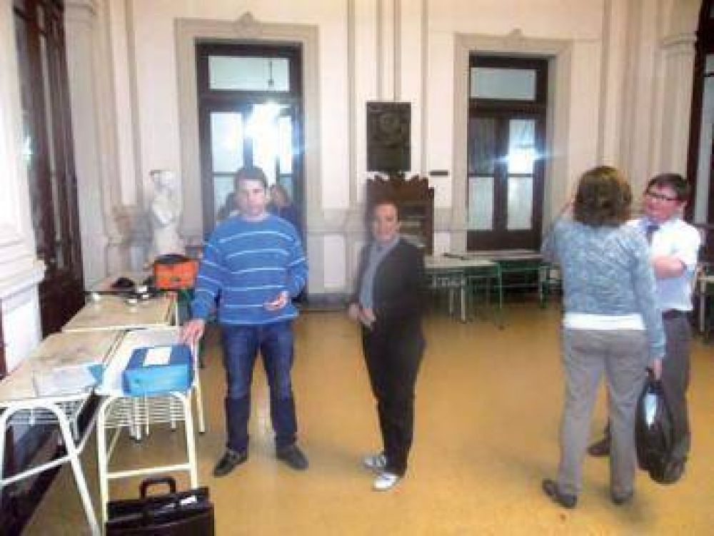 Comienza la Feria de Ciencia en la Escuela Normal