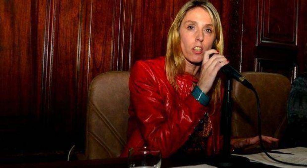 Amendolara se transform� en la primer mujer en presidir el Concejo en La Plata
