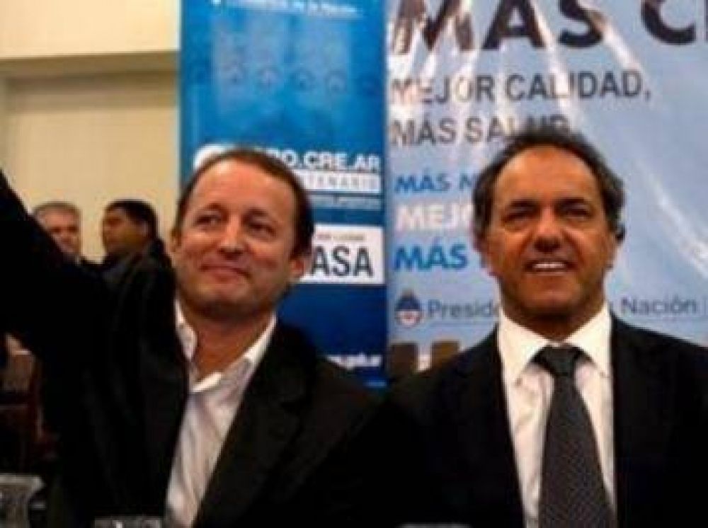 Scioli e Insaurralde realizan un breve paso por Tres Arroyos