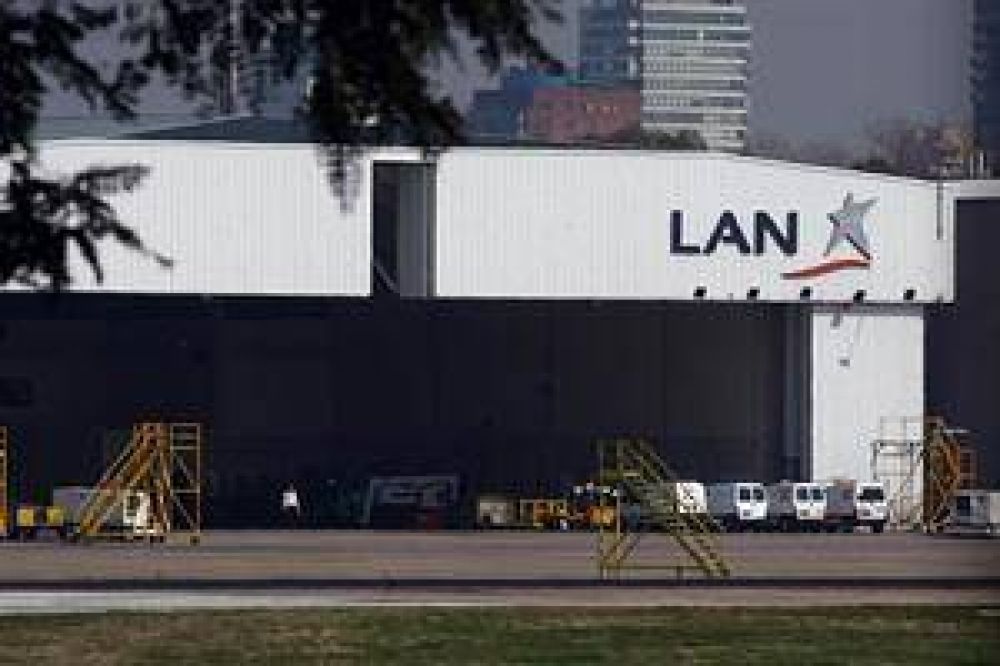 El Gobierno intim� a LAN para que deje Aeroparque y peligran sus operaciones