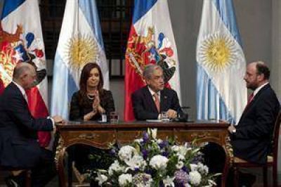 El canciller chileno podr�a intervenir en el conflicto con LAN