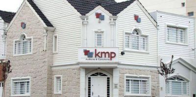 KMP Auditores y Consultores, 7 a�os de constante crecimiento en Mar del Plata.-