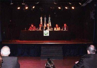 Seis l�deres porte�os y progresistas, acordaron trabajar para recuperar la Ciudad en 2015