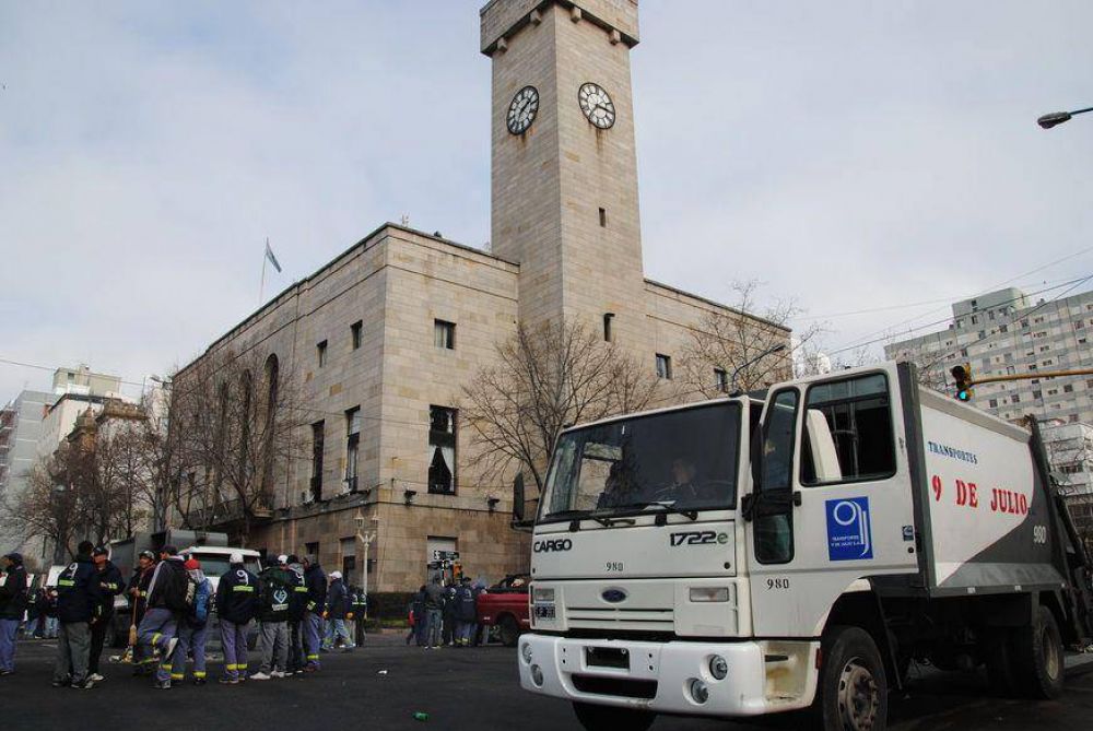 Basura: a Pulti le explot� la bomba que el mismo arm�