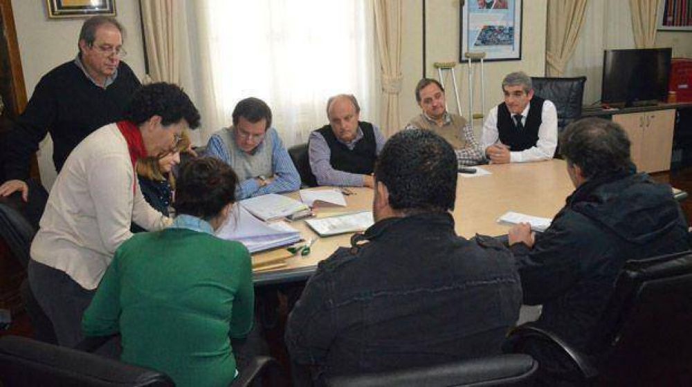 Tres empresas presentaron ofertas para pavimentar calles en Palazzo