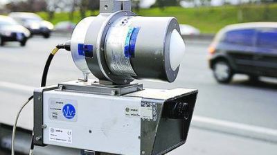 Ya vigilan la velocidad con radares en la Panamericana