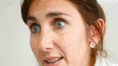 Henin revis� su renuncia a pedido de Buzzi y seguir� al frente del Hospital