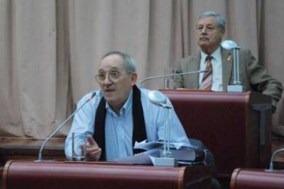 Diputados radicales piden a Buzzi que gestione la continuidad de LAN en Comodoro