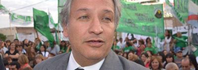 "O hacemos el Superdomo, o devolvemos la plata a Naci�n. No hay otra alternativa"