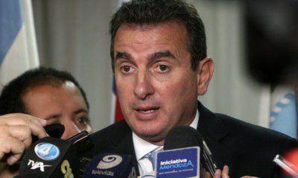 El Gobernador viajar� este jueves a Chile para tratar diversos aspectos de los pasos lim�trofes