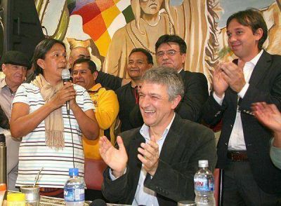 Sala ahora dice que apoyar� a los candidatos a diputados nacionales del Frente para la Victoria