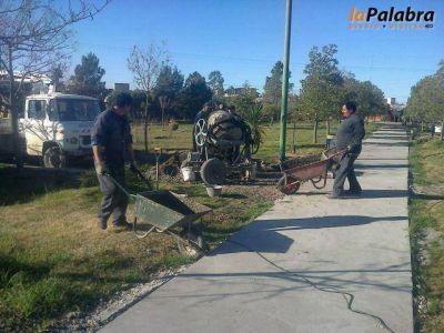 Iluminaci�n y mejoramientos para la plaza del barrio 99 Viviendas