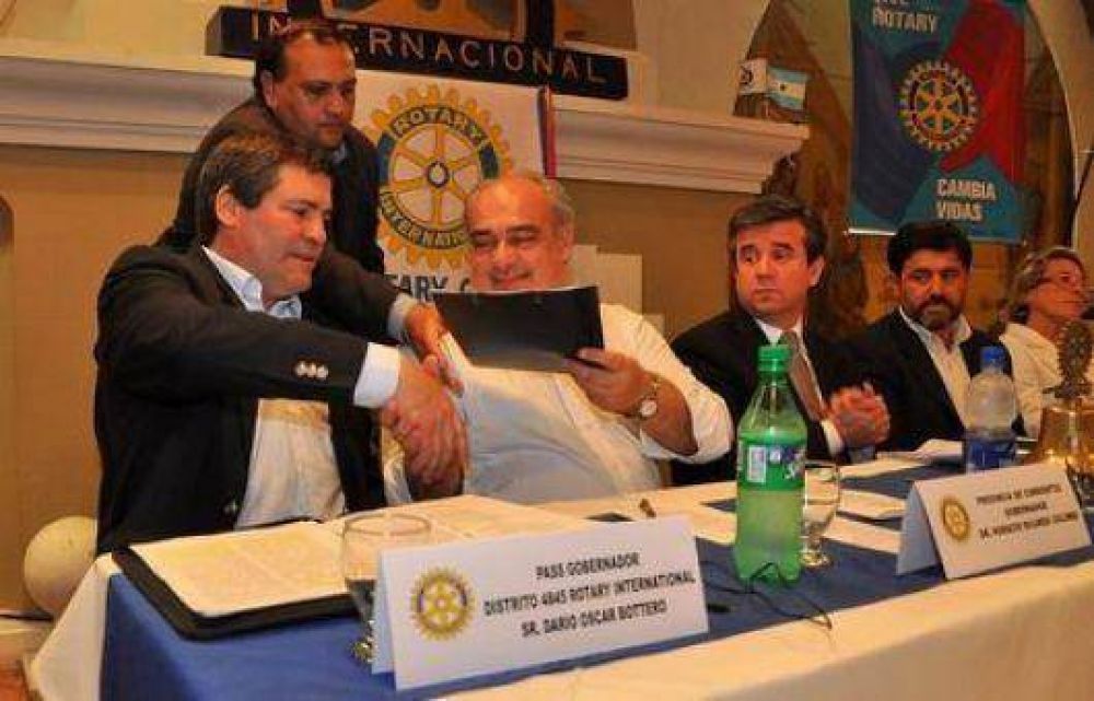 Colombi anunci� la licitaci�n para la construcci�n del Gasoducto del Sur