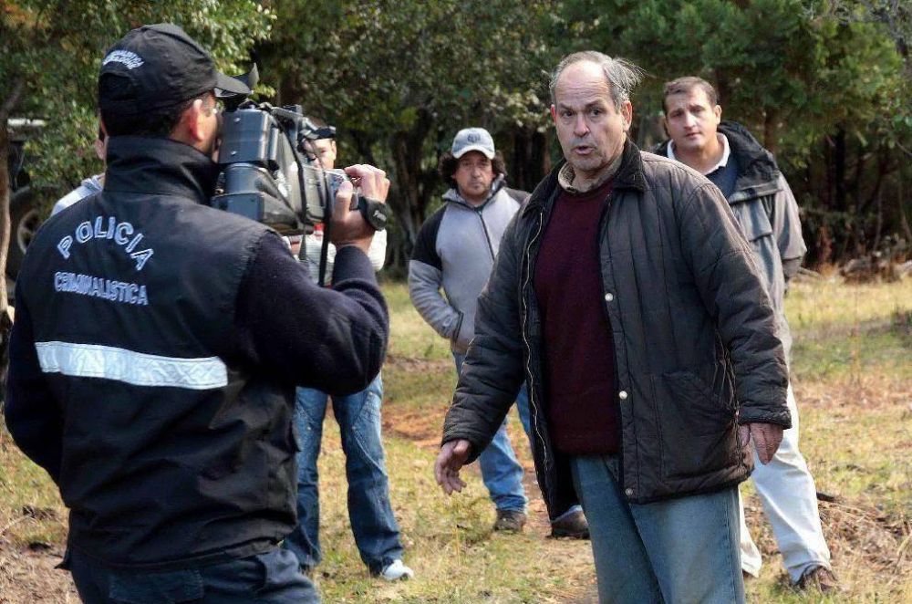 Denuncian connivencia de polic�as con usurpadores