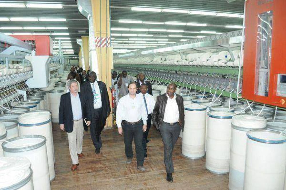 Delegados de los pases de frica Subsahariana visitaron planta textil