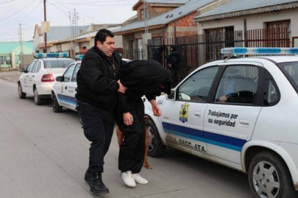 Detenido por comercializar droga en las escuelas fue alojado en la Unidad 15