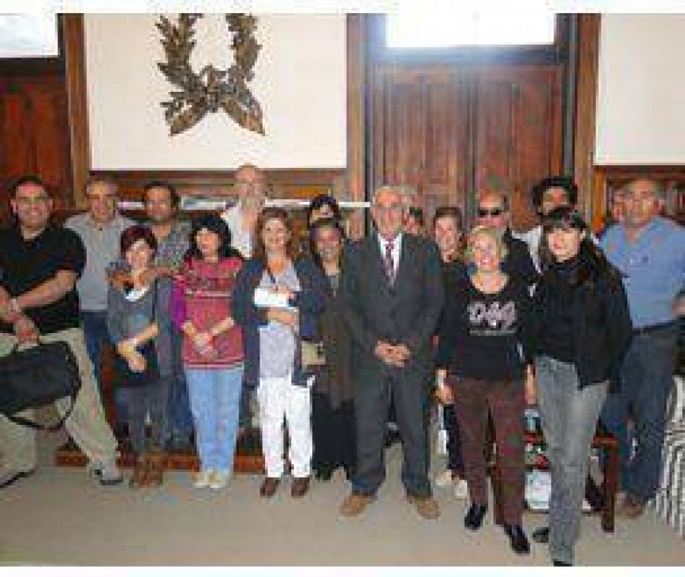 Entrega de microcr�ditos a emprendedores  