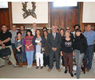 Entrega de microcr�ditos a emprendedores  