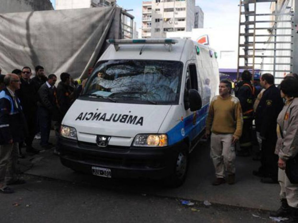 Cuatro personas siguen internadas tras la explosi�n de Salta al 2100