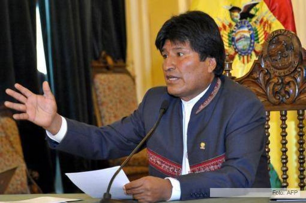 Evo Morales promulg� la Ley de Servicios Financieros con sentido social