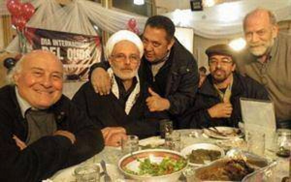 El juez Oyarbide deber� investigar a D'El�a y a P�rsico por reivindicar a Hezbollah