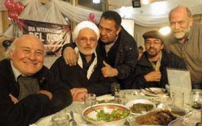 El juez Oyarbide deber� investigar a D'El�a y a P�rsico por reivindicar a Hezbollah