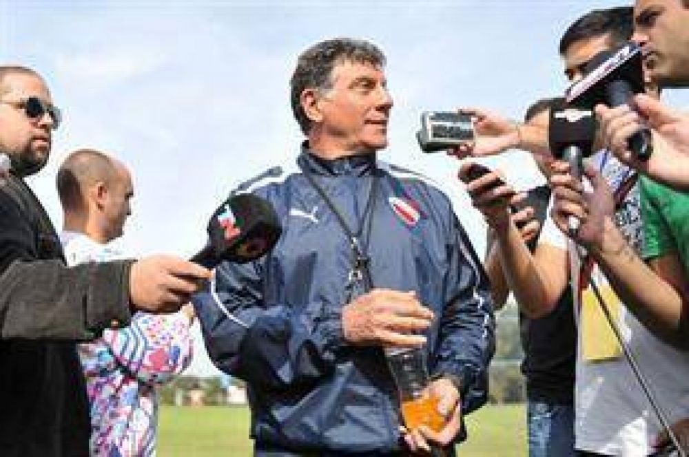 Miguel Brindisi, sin dudas: "No me pienso ir, estamos en el rumbo correcto"