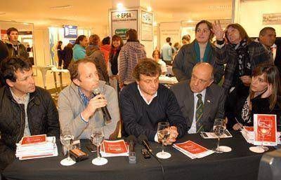 Buscan "impulsar y promocionar" sectores productivos locales a trav�s de leyes