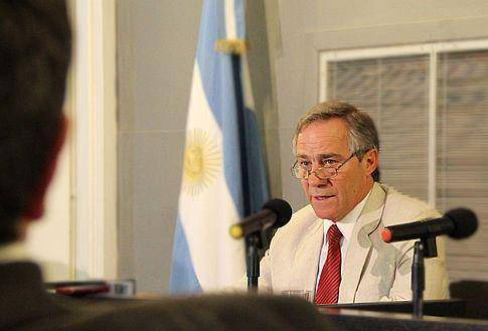 Hoy se cerrar�a el canje con los desarrolladores del golf
