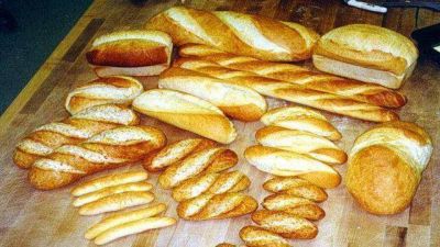 Paran�: la mitad de panader�as no tiene pan a $10	 