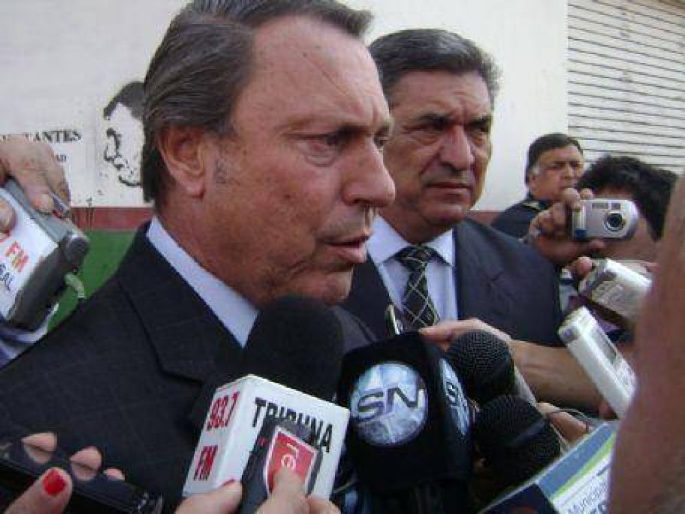 Ricardo Casal visit� Berisso: �La seguridad es un reclamo de toda la ciudadan�a�