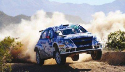 Se larga el Rally Centenario con 60 pilotos inscriptos