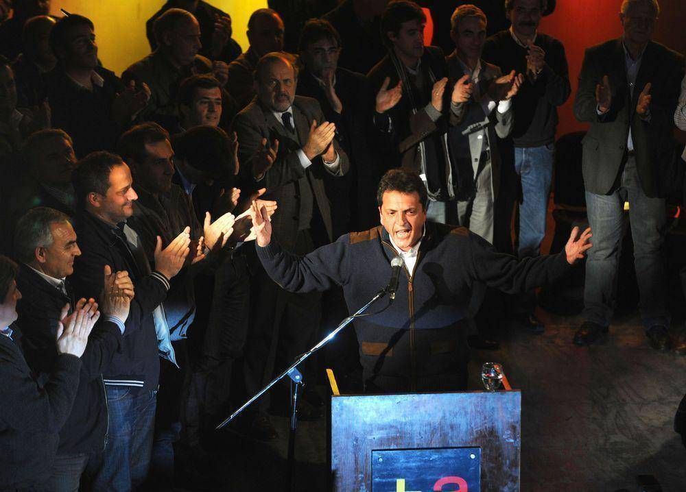  Massa habl� bien de Pacharotti y defendi� frenar la re-re de intendentes
