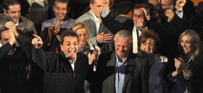 Massa en La Plata: Se qued� con parte del PRO, la UCR, De Narv�ez y Bruera