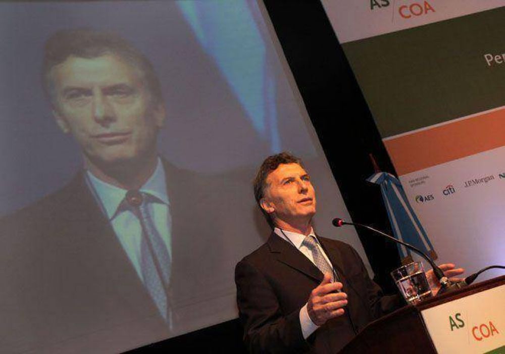 Macri exhort� a �asumir un mayor compromiso con lo p�blico y con la educaci�n�
