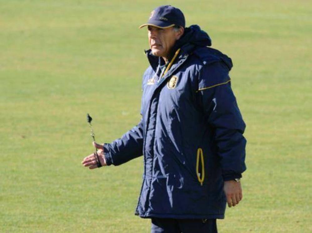 Central: Russo habl� de errores, virtudes y que conf�a "mucho en este plantel"