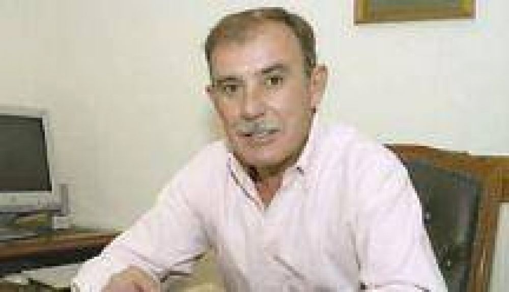 Alejandro San Mill�n se pas� al bando de J.C.Romero despu�s de haber cobrado $380.000 del Gobierno