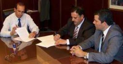 Quintela se trae 11 millones para las obras de desag�es