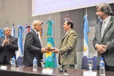 Zamora presidió el acto de apertura del IV Congreso Argentino de Justicia y Tecnología
