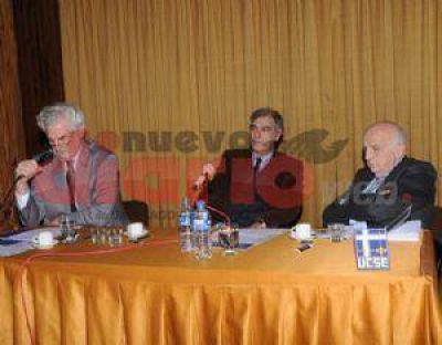 Analizan la mediaci�n de la OEA en los DD.HH.