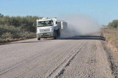 El Gobernador firm� decretos para la ejecuci�n de diversas obras