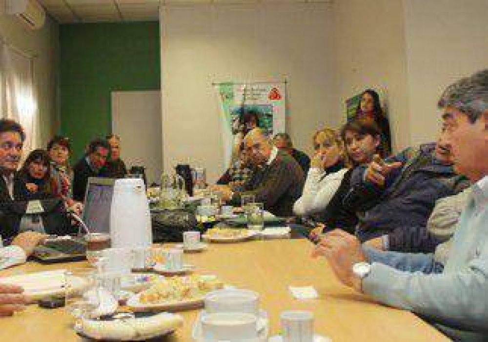 Productores pretenden cambios estructurales