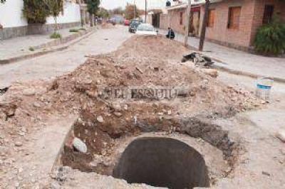 Realizan obras para evitar colapsos cloacales