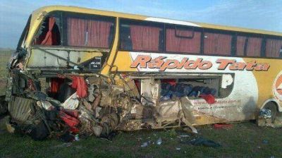 Tr�gico choque en Santa Fe: cuatro muertos y nueve heridos